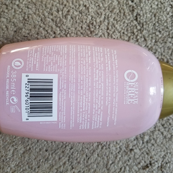 Limited Edition OGX Shampoo Frosted Sugar Cookie - Picture 2 of 2